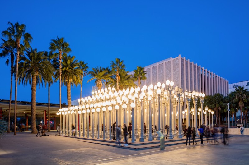 Los Angeles County Museum of Art (LACMA) à noite