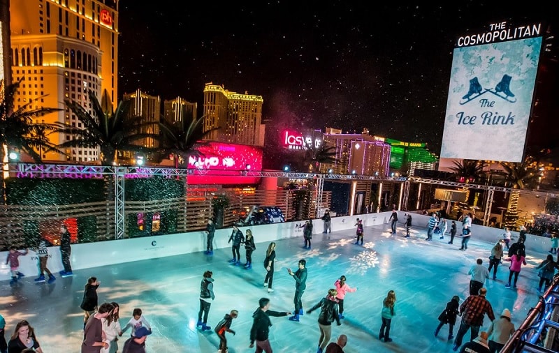 Pista de patinação no mês de janeiro em Las Vegas