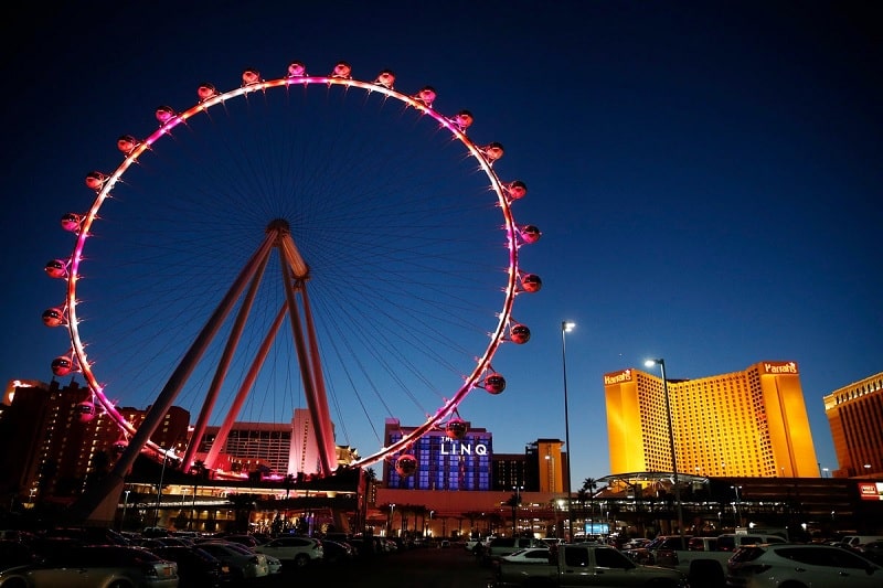 Roda-gigante High Roller à noite em Las Vegas