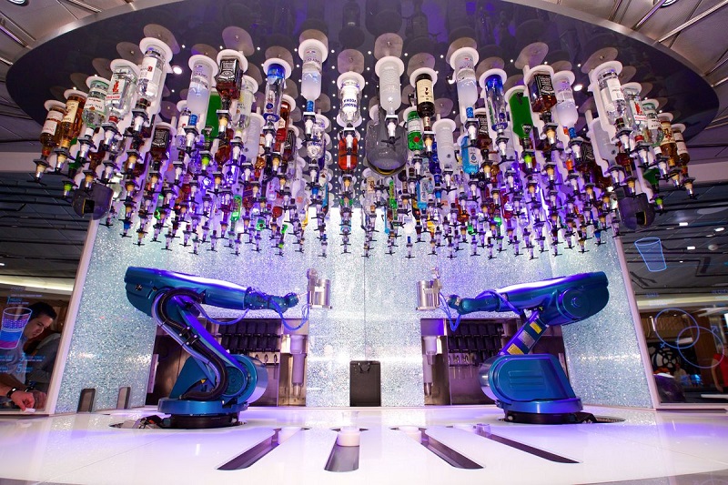 Balcão principal no bar Tipsy Robot em Las Vegas