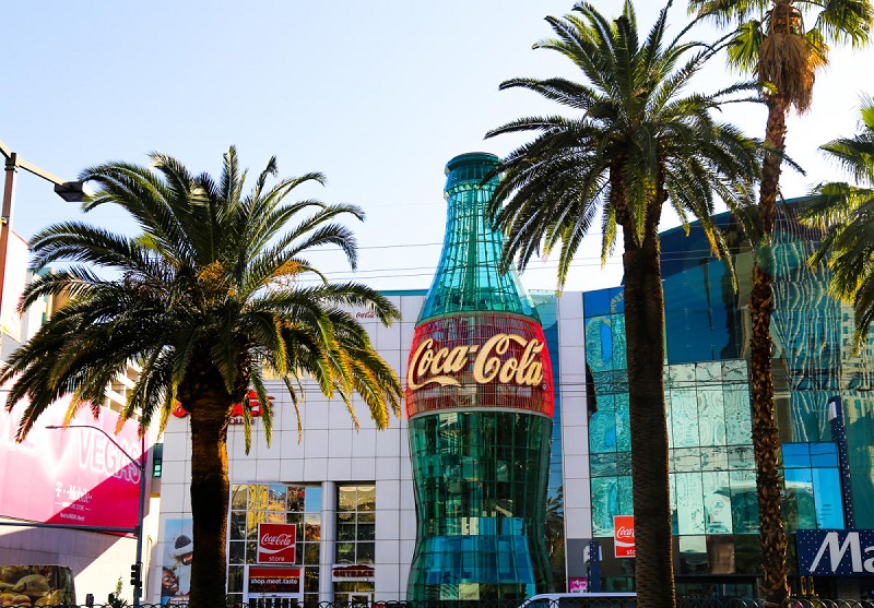 Fachada da The World of Coca-Cola em Las Vegas