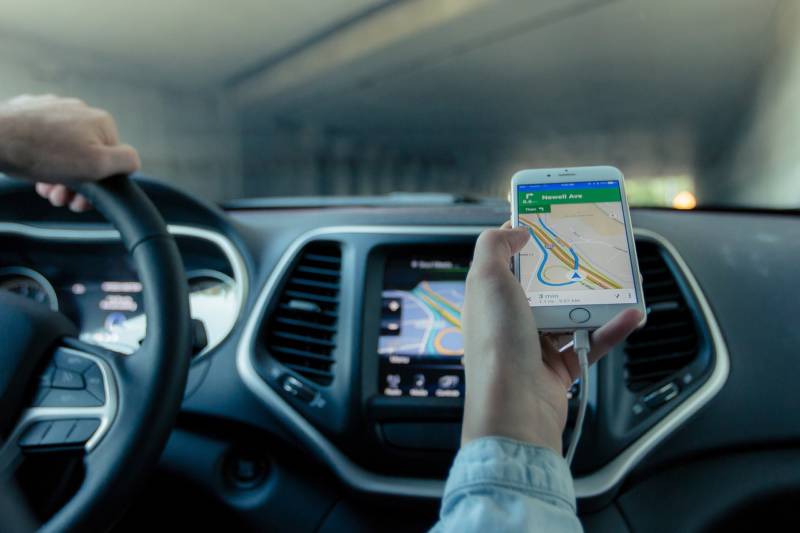 Use o GPS no celular em San Diego